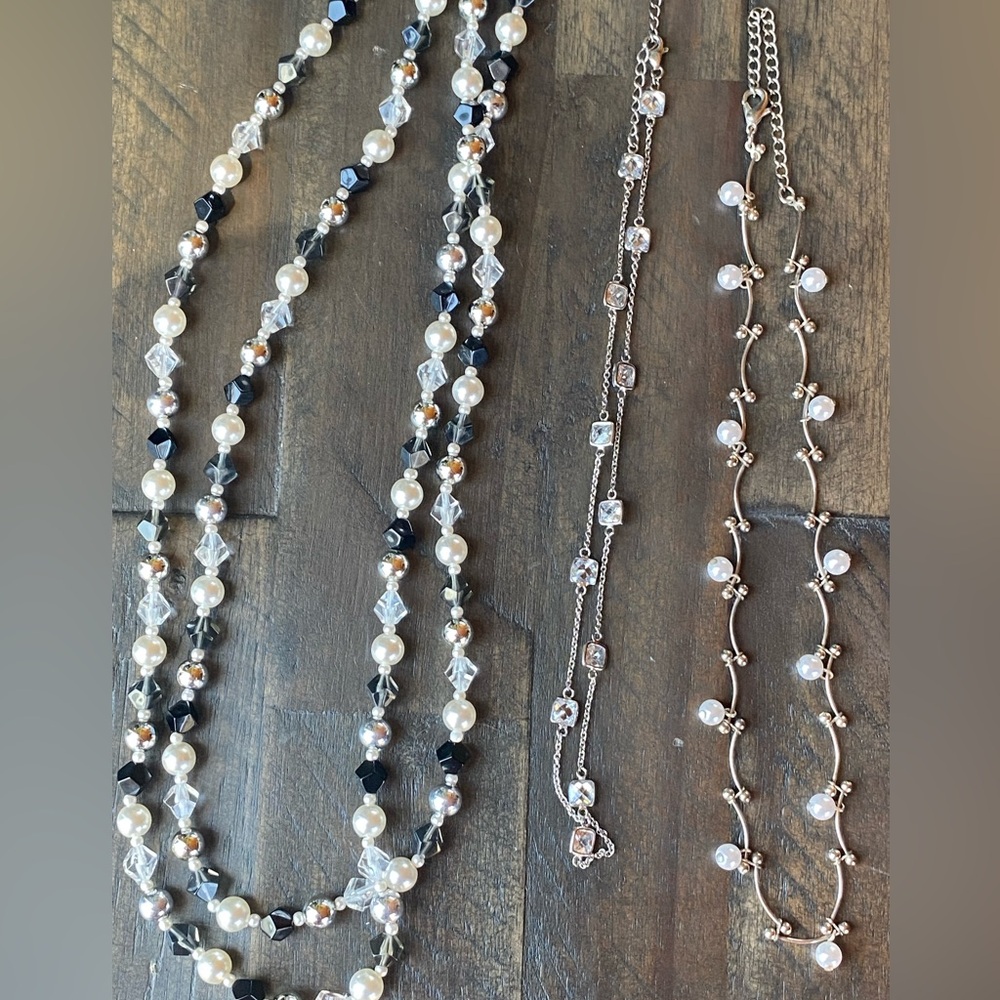 Lot of 3 costume necklaces